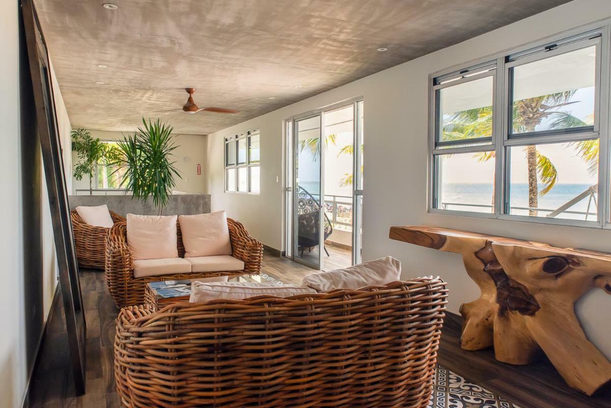Numero Uno Beach House San Juan Extérieur photo