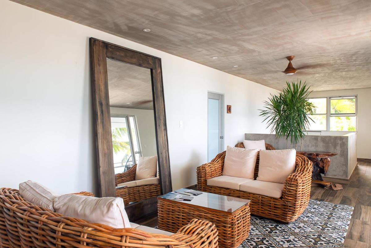 Numero Uno Beach House San Juan Extérieur photo